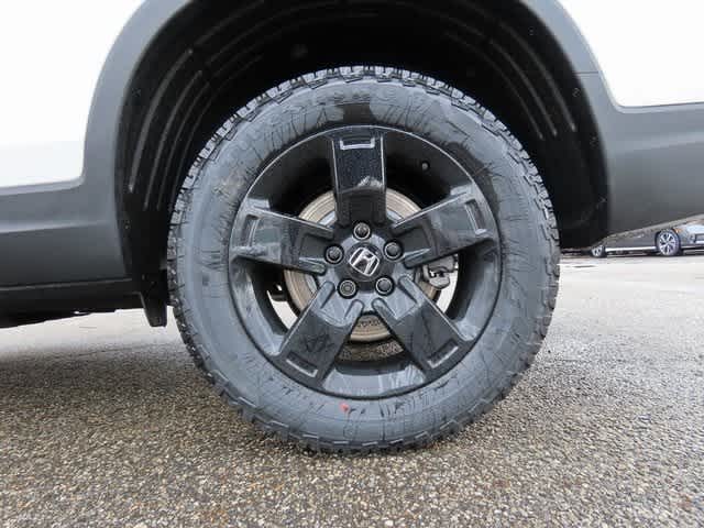 2025 Honda Ridgeline Black Edition 8