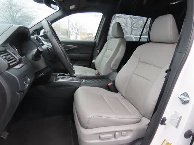 Thumbnail: 2023 Honda Passport - 12