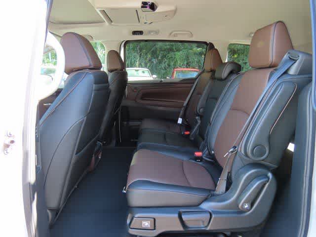 Thumbnail: 2026 Honda Odyssey - 14