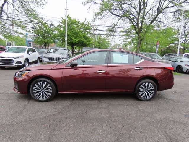 Thumbnail: 2025 Nissan Altima - 3