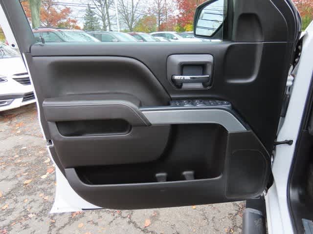 Thumbnail: 2017 Chevrolet Silverado 1500 - 16