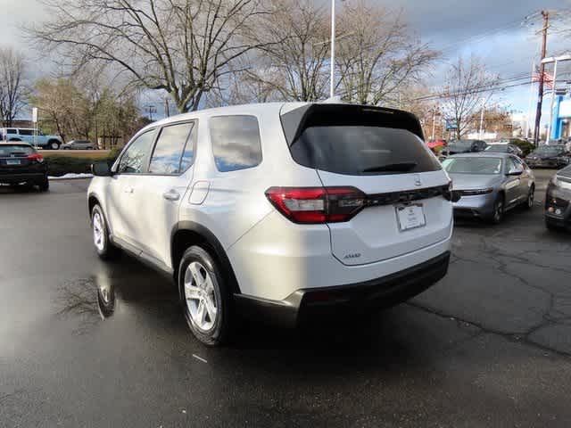 Thumbnail: 2023 Honda Pilot - 4