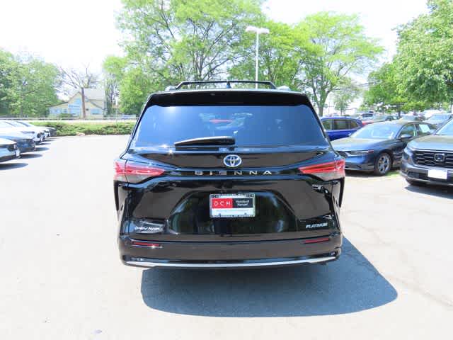 Thumbnail: 2025 Toyota Sienna - 5