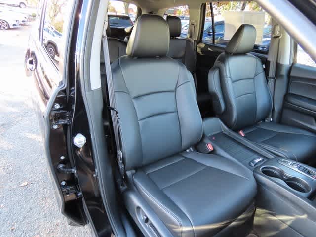 Thumbnail: 2022 Honda Pilot - 17