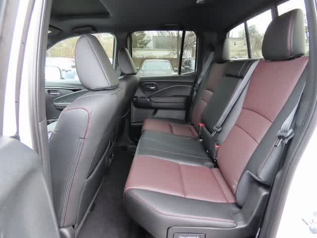 2025 Honda Ridgeline Black Edition 13