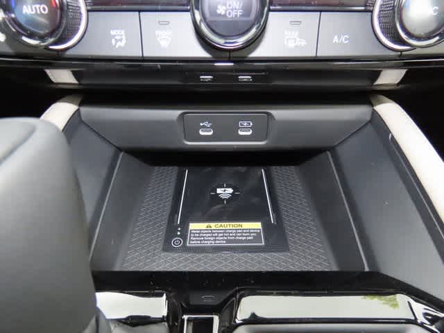 2025 Honda Accord Touring 21