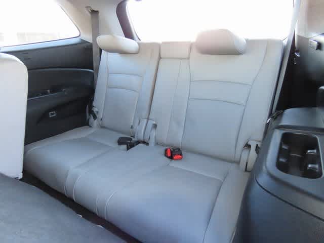 Thumbnail: 2019 Honda Pilot - 15