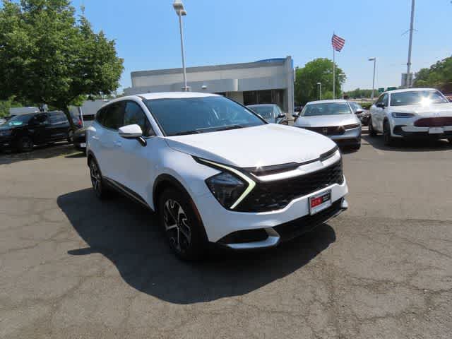 Thumbnail: 2023 Kia Sportage - 5