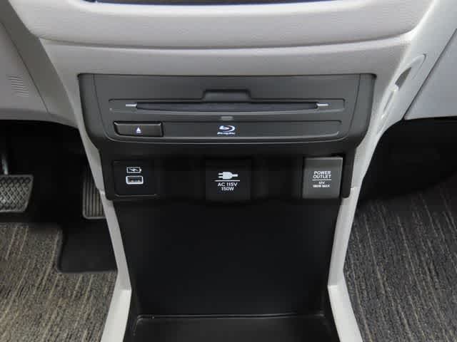 Thumbnail: 2023 Honda Odyssey - 25