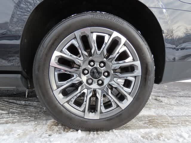 Thumbnail: 2023 GMC Yukon XL - 9