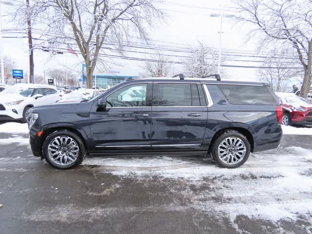 Thumbnail: 2023 GMC Yukon XL - 3