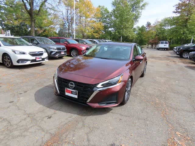 Thumbnail: 2023 Nissan Altima - 1