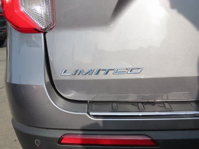 Thumbnail: 2022 Ford Explorer - 8