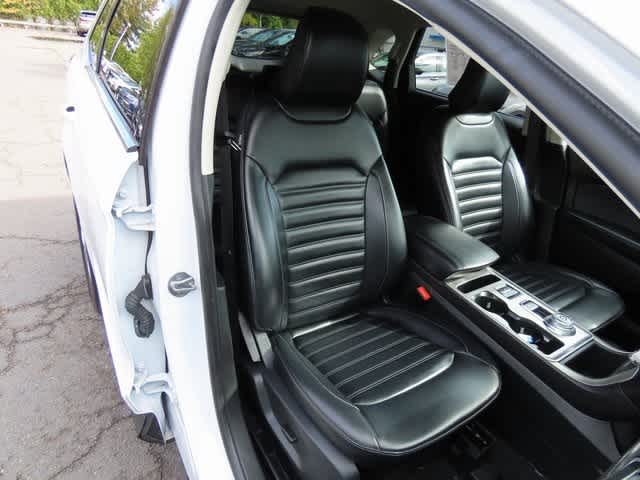 Thumbnail: 2024 Ford Edge - 17