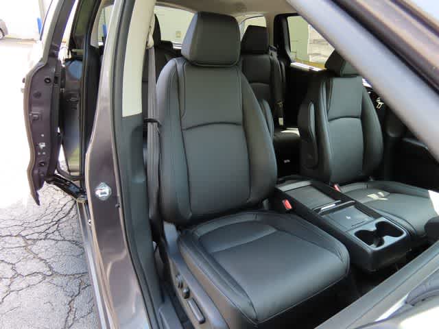 Thumbnail: 2026 Honda Odyssey - 17