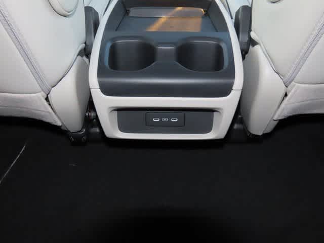 2025 Honda Odyssey Touring 29