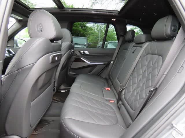 Thumbnail: 2024 BMW X5 - 13