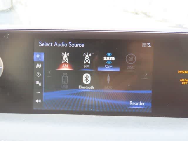 Thumbnail: 2019 Lexus UX - 18