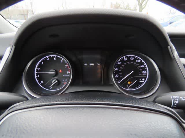 Thumbnail: 2023 Toyota Camry - 21