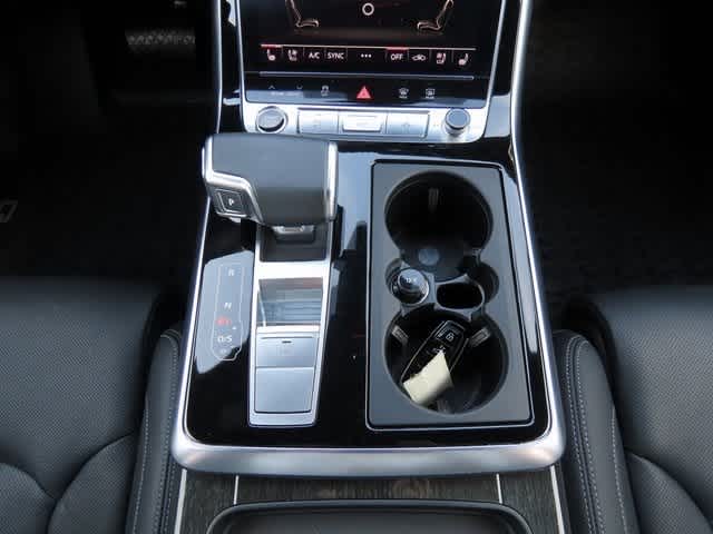 Thumbnail: 2025 Audi Q7 - 25