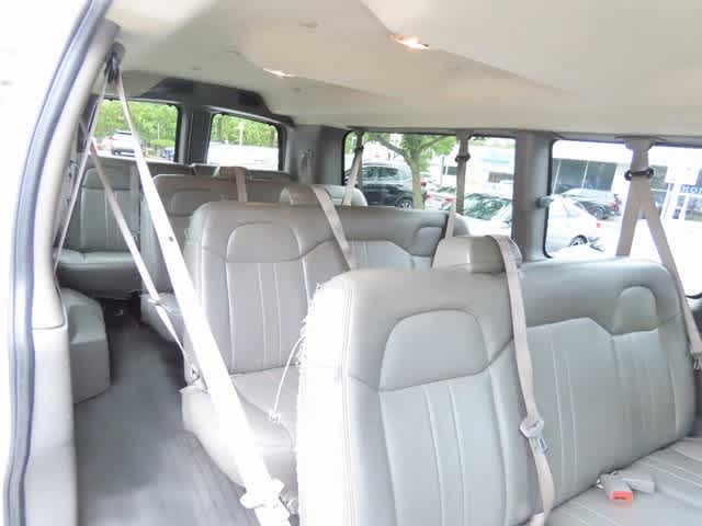 Thumbnail: 2022 GMC Savana - 11