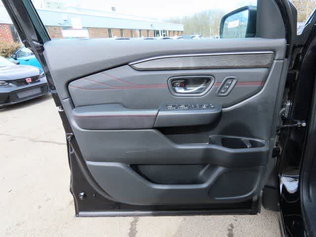 Thumbnail: 2026 Honda Pilot - 19