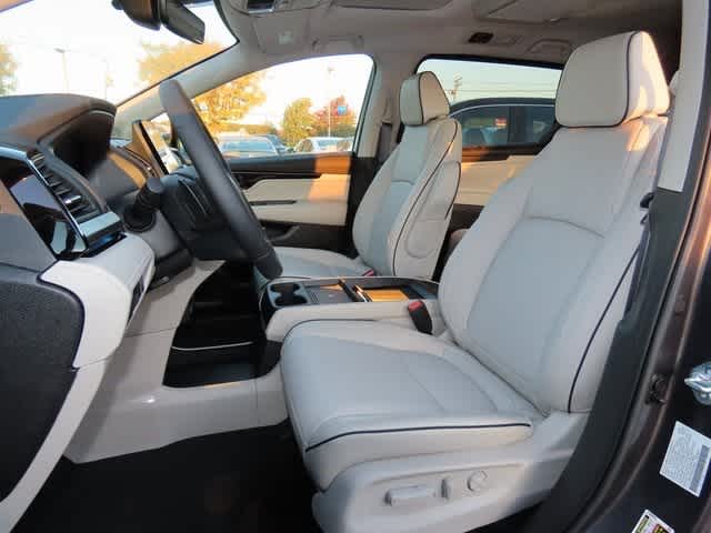 2025 Honda Odyssey Touring 15
