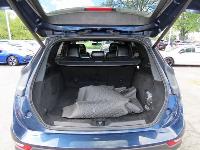 Thumbnail: 2017 Lincoln MKC - 12