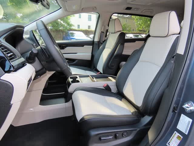 Thumbnail: 2026 Honda Odyssey - 13