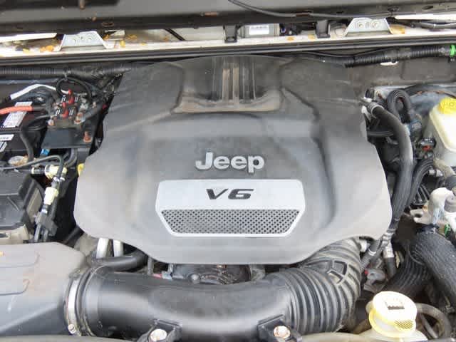 Thumbnail: 2014 Jeep Wrangler - 11