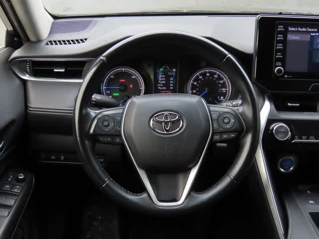 2022 Toyota Venza LE 18