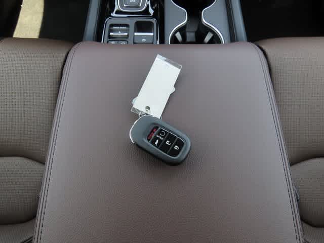 2025 Honda Pilot Elite 26