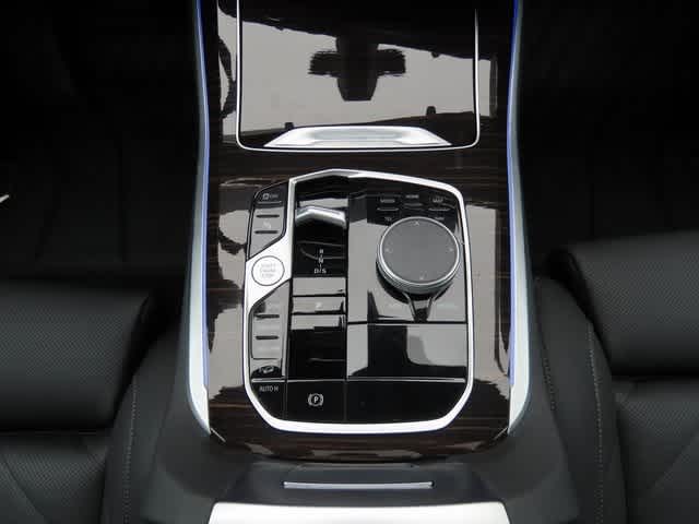 Thumbnail: 2024 BMW X5 - 24