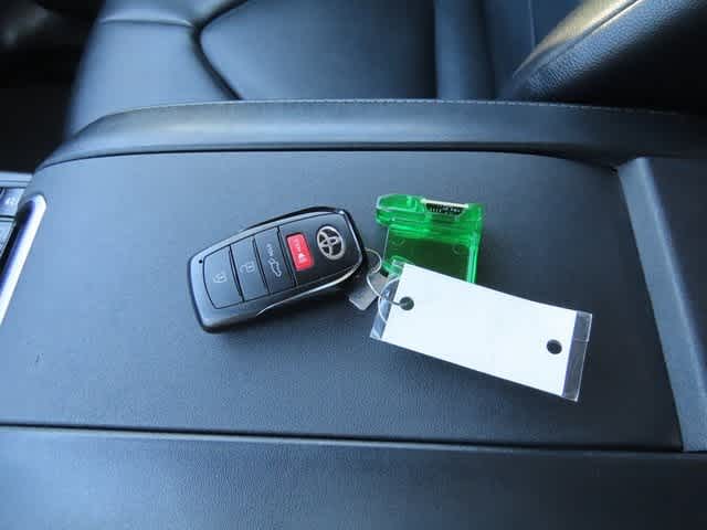 Thumbnail: 2024 Toyota Highlander - 28