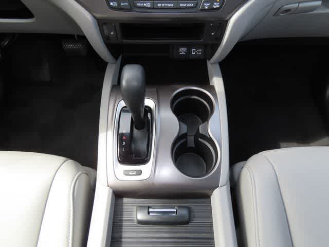 Thumbnail: 2019 Honda Pilot - 24