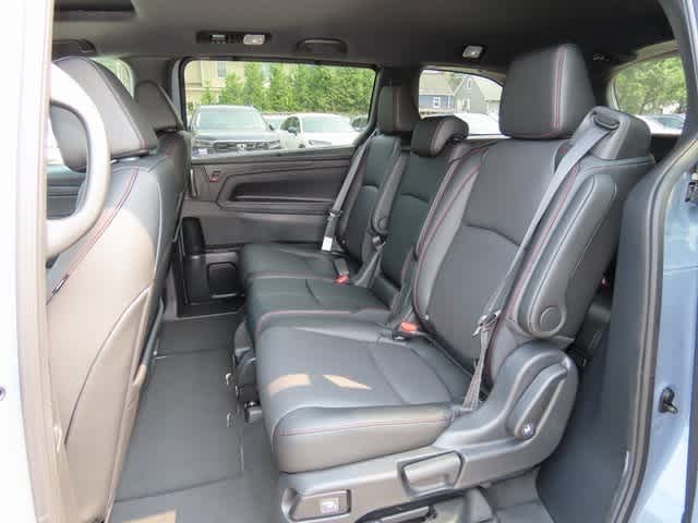 2025 Honda Odyssey Sport 13