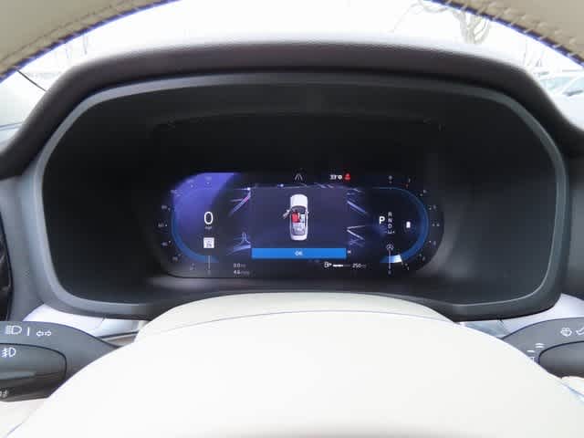 Thumbnail: 2024 Volvo S60 - 24