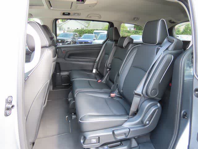 Thumbnail: 2026 Honda Odyssey - 14