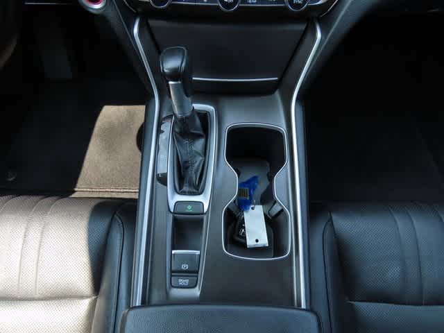 Thumbnail: 2019 Honda Accord - 21