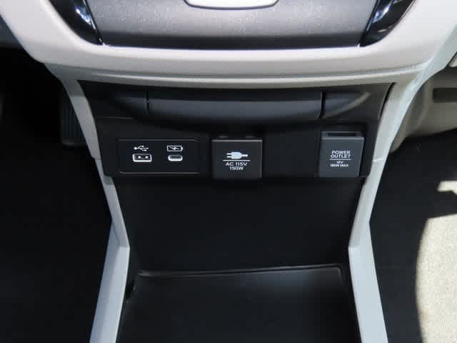 Thumbnail: 2025 Honda Odyssey - 25