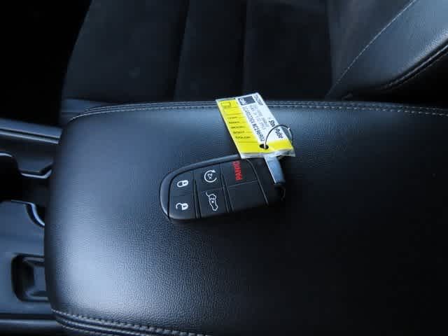 Thumbnail: 2022 Dodge Durango - 27