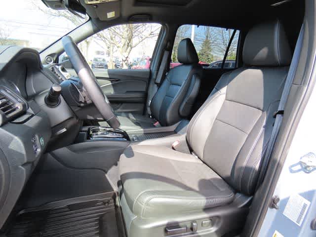 Thumbnail: 2023 Honda Passport - 12