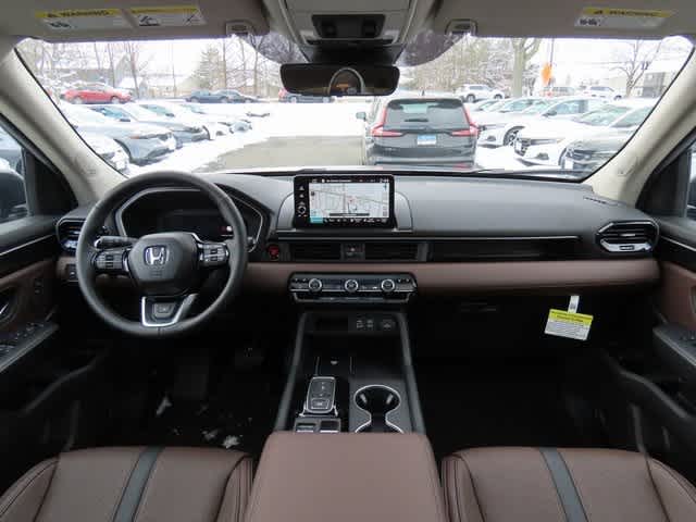 Thumbnail: 2025 Honda Pilot - 21