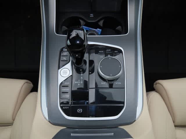 Thumbnail: 2022 BMW X5 - 24