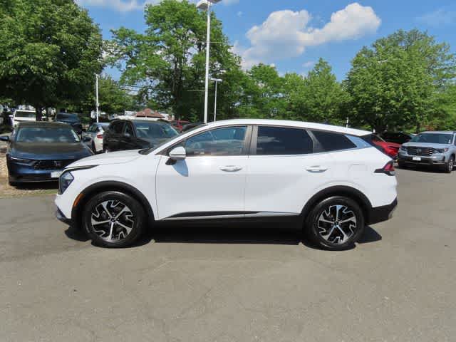 Thumbnail: 2023 Kia Sportage - 3