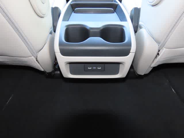 Thumbnail: 2026 Honda Odyssey - 24