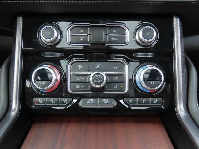 Thumbnail: 2023 GMC Yukon XL - 23