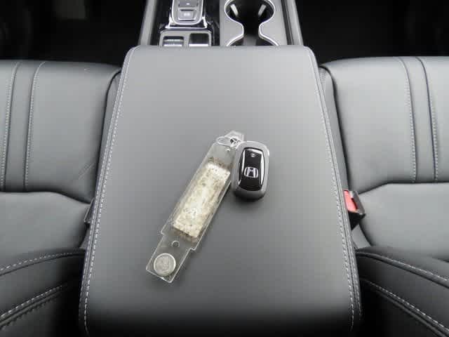 Thumbnail: 2026 Honda Pilot - 30