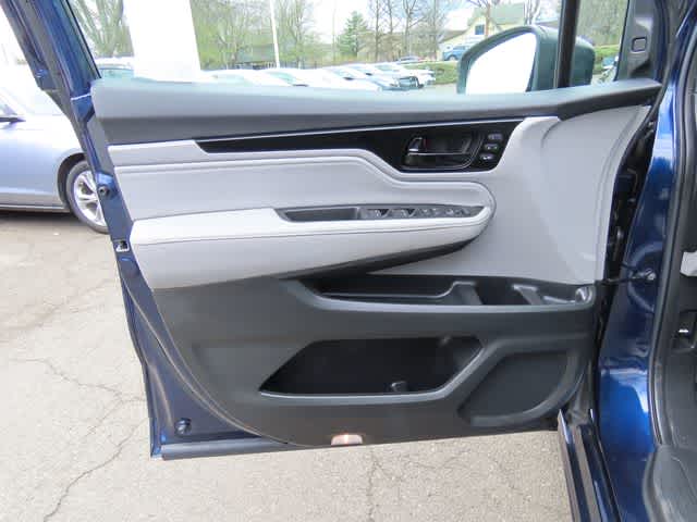 Thumbnail: 2023 Honda Odyssey - 18