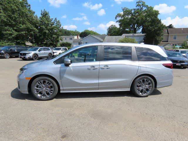 Thumbnail: 2026 Honda Odyssey - 3